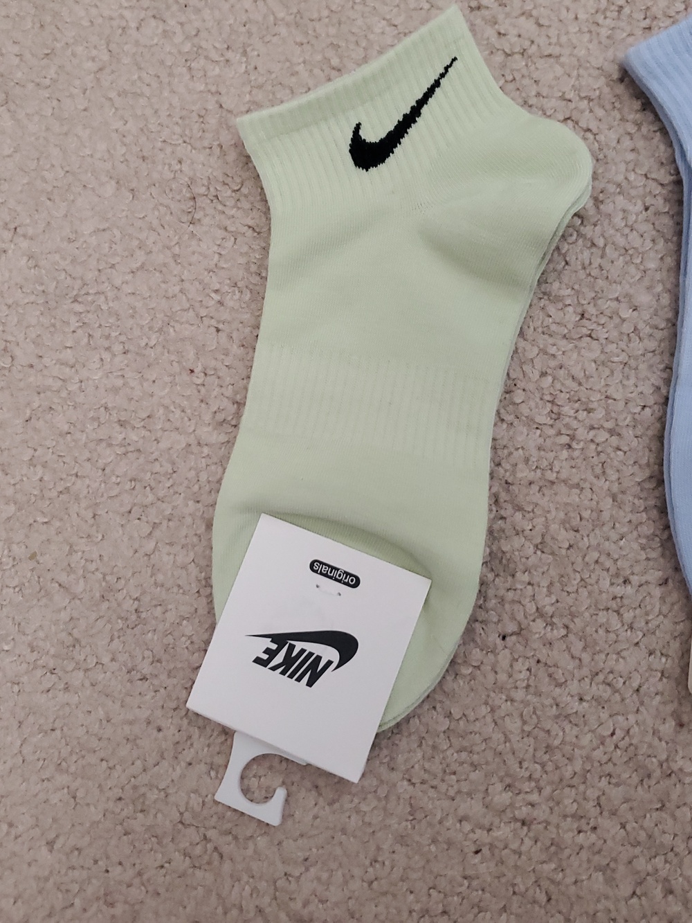 Nike Socks - Picture 2 of 11